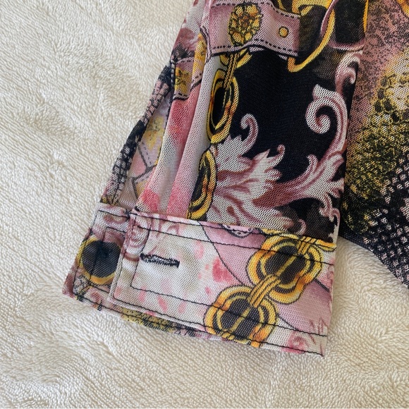 Timing Mesh Button Up Top - Picture 5 of 5